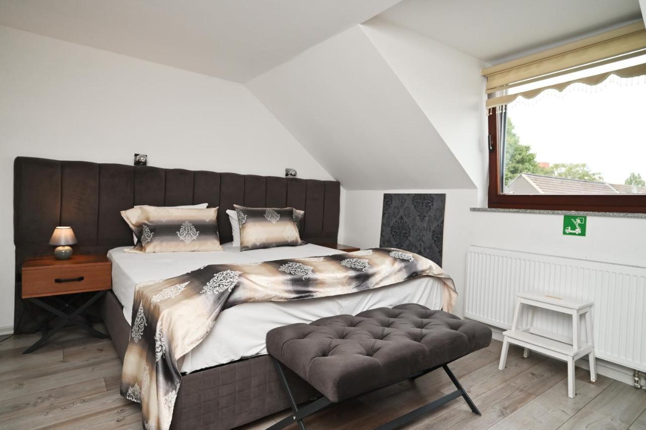Ferienwohnung&Aparts By Kispet Group Hotels In Oberhausen Оберхаузен Екстериор снимка