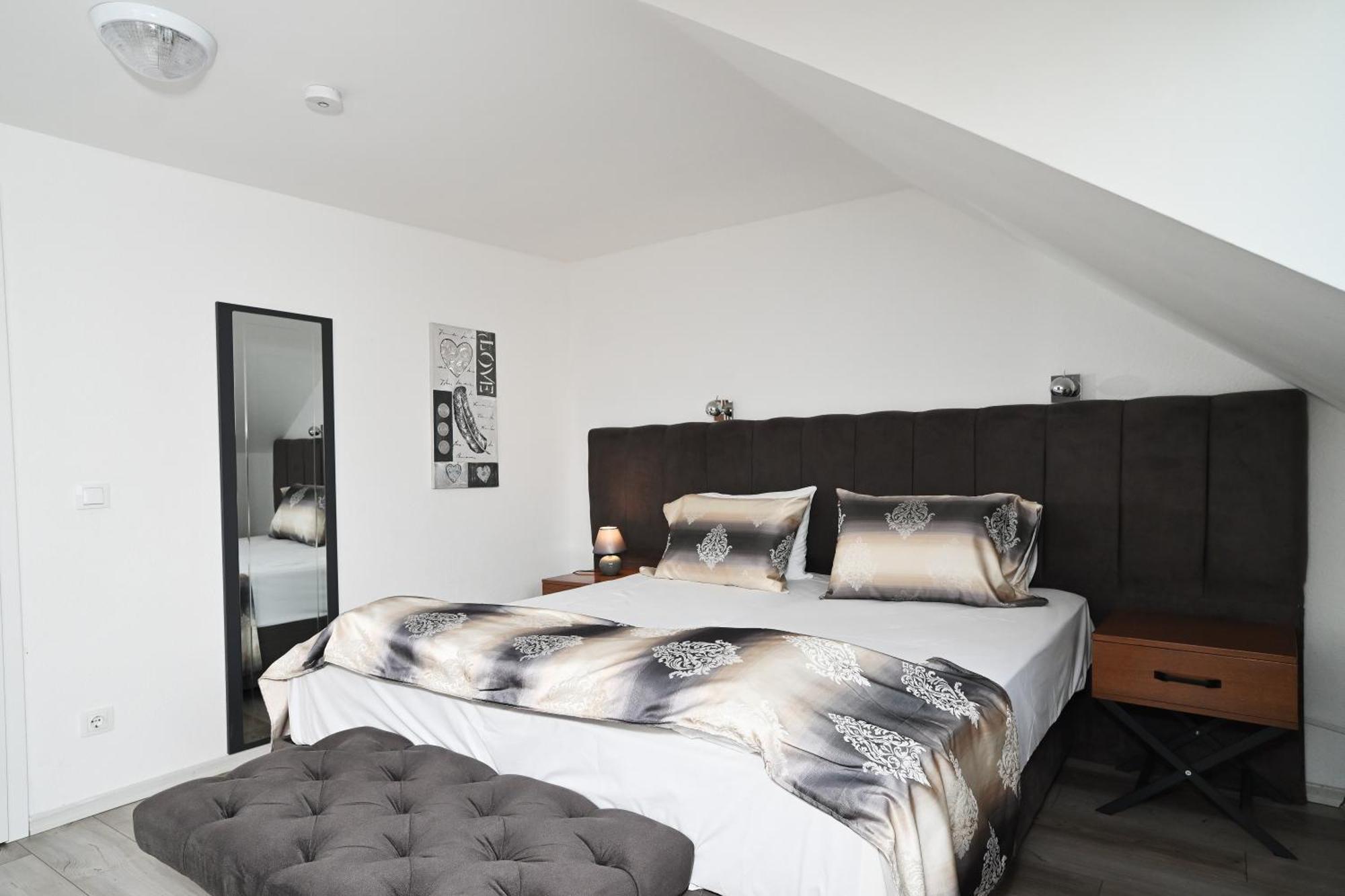 Ferienwohnung&Aparts By Kispet Group Hotels In Oberhausen Оберхаузен Екстериор снимка