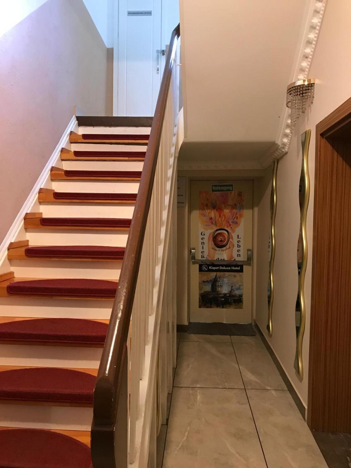 Ferienwohnung&Aparts By Kispet Group Hotels In Oberhausen Оберхаузен Екстериор снимка